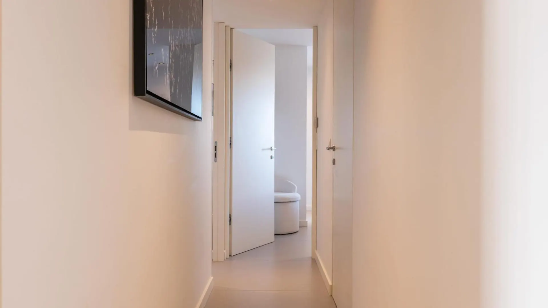 3-Bedroom Apartment Sea View Terrace And Parking Cannes