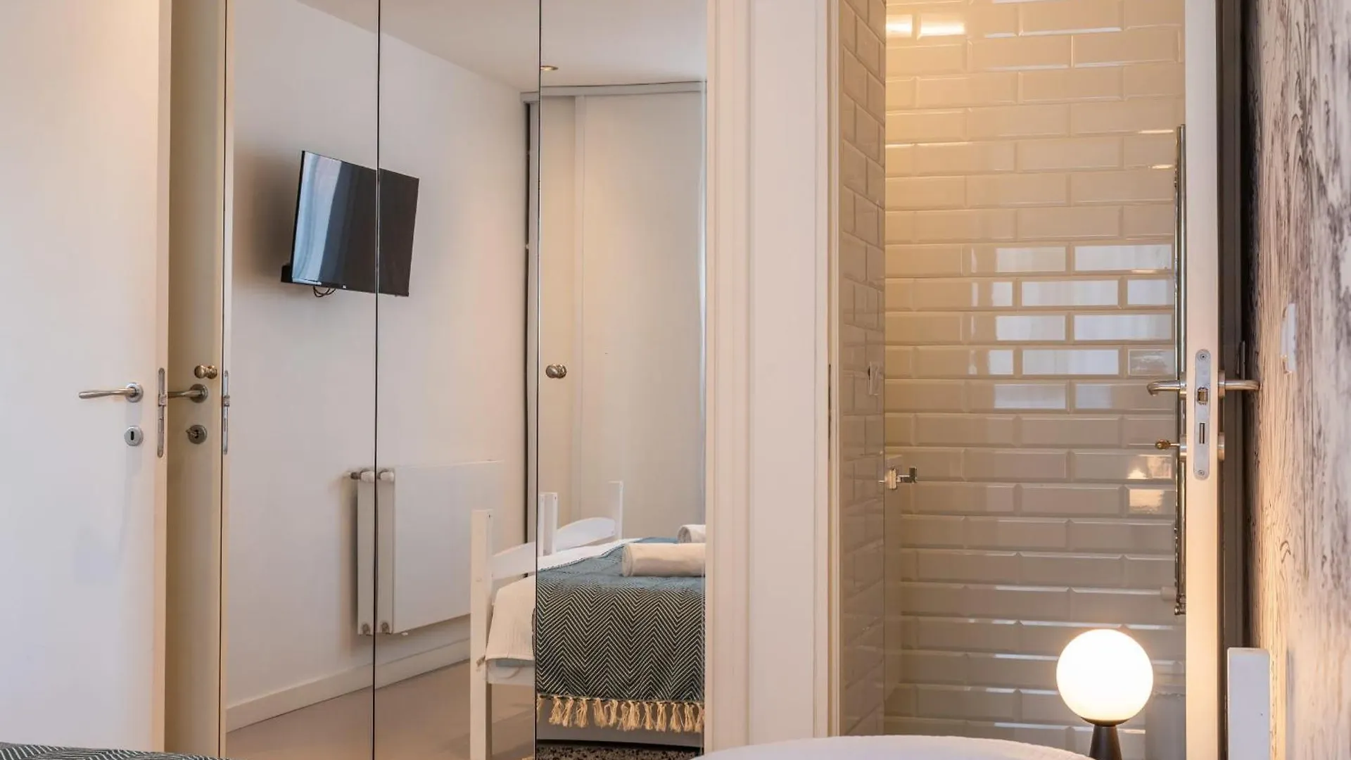 3-Bedroom Apartment Sea View Terrace And Parking Cannes 0*,