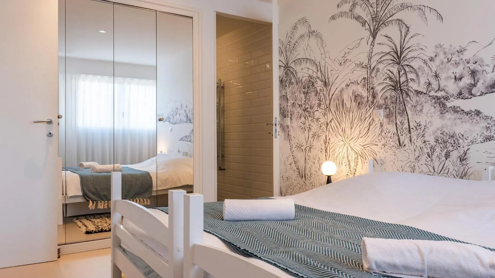 3-Bedroom Apartment Sea View Terrace And Parking Cannes